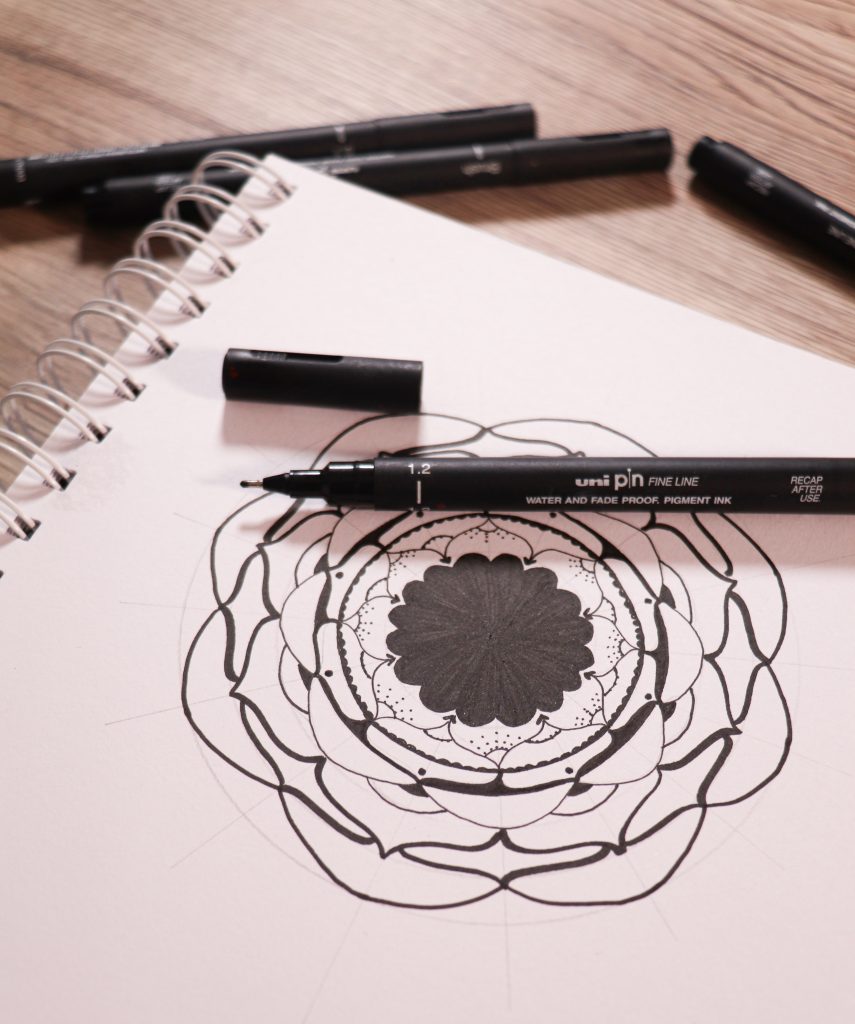 Design mandalas with PIN pen